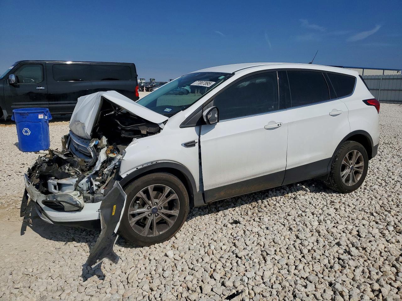 2019 FORD ESCAPE