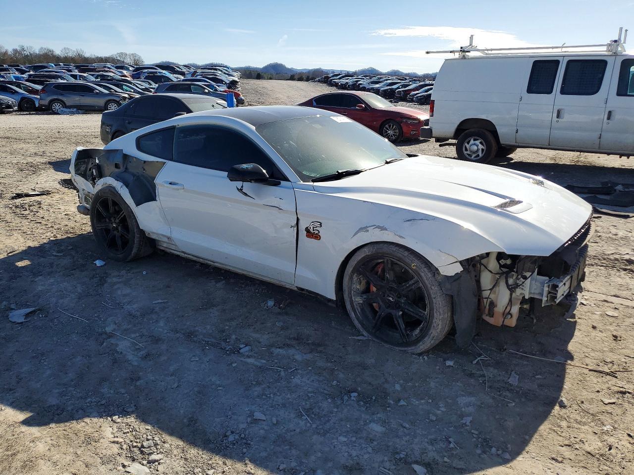 2018 FORD MUSTANG