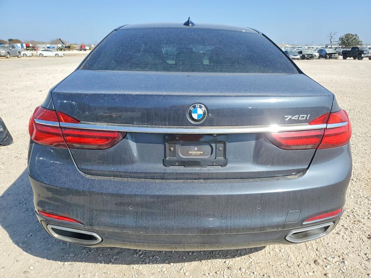 2016 BMW 7 series