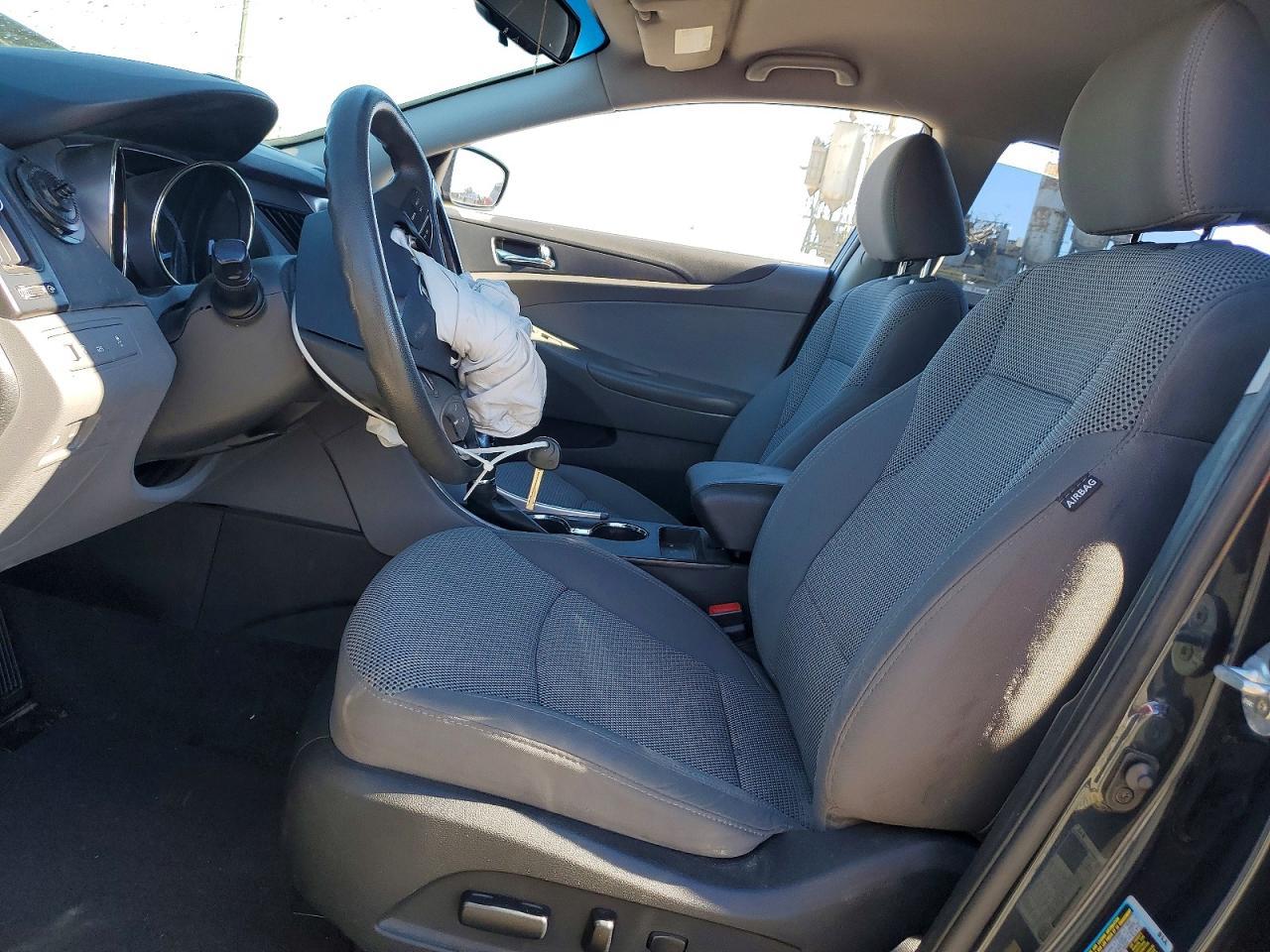 2012 HYUNDAI SONATA