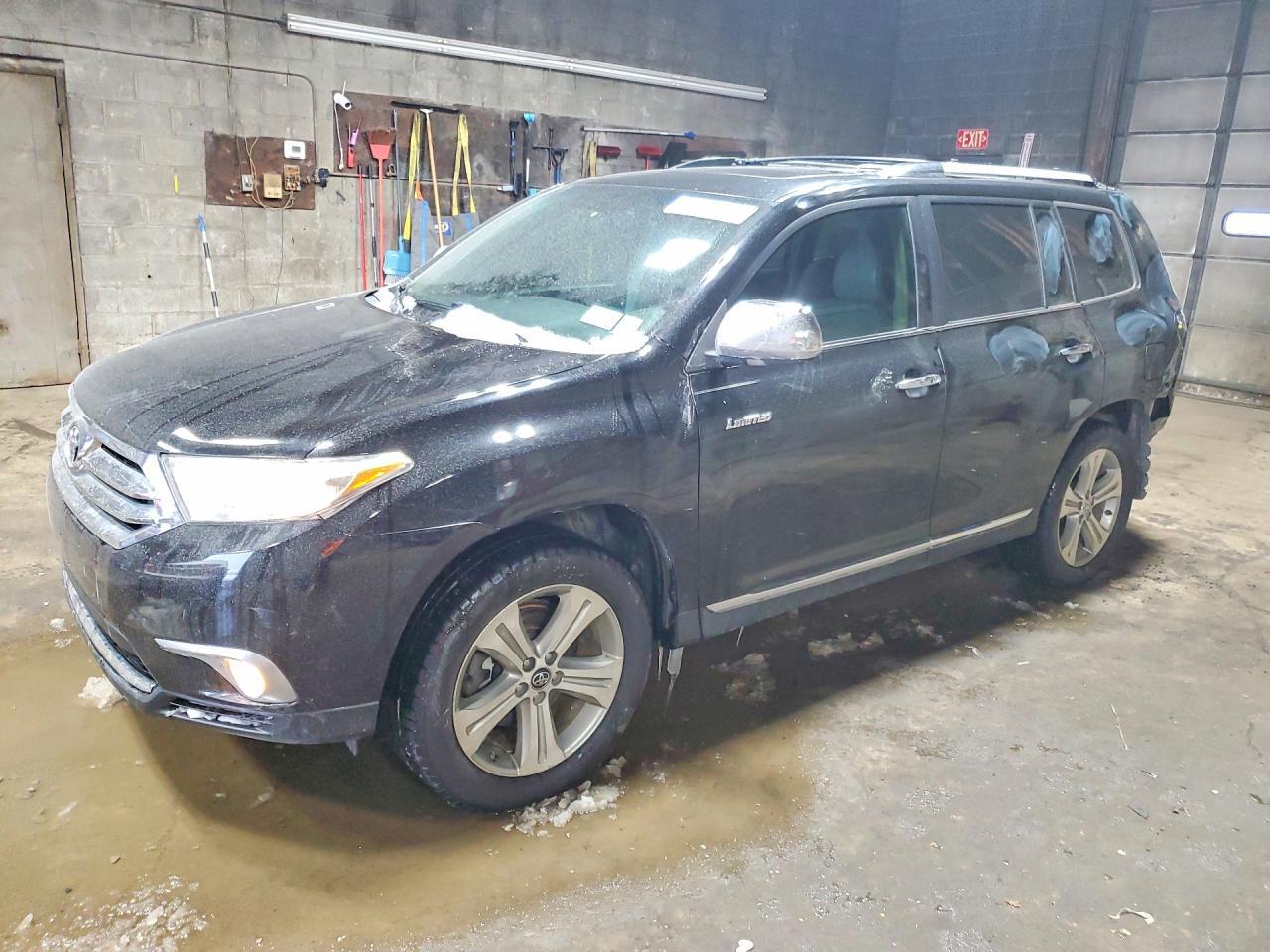 2012 TOYOTA HIGHLANDER