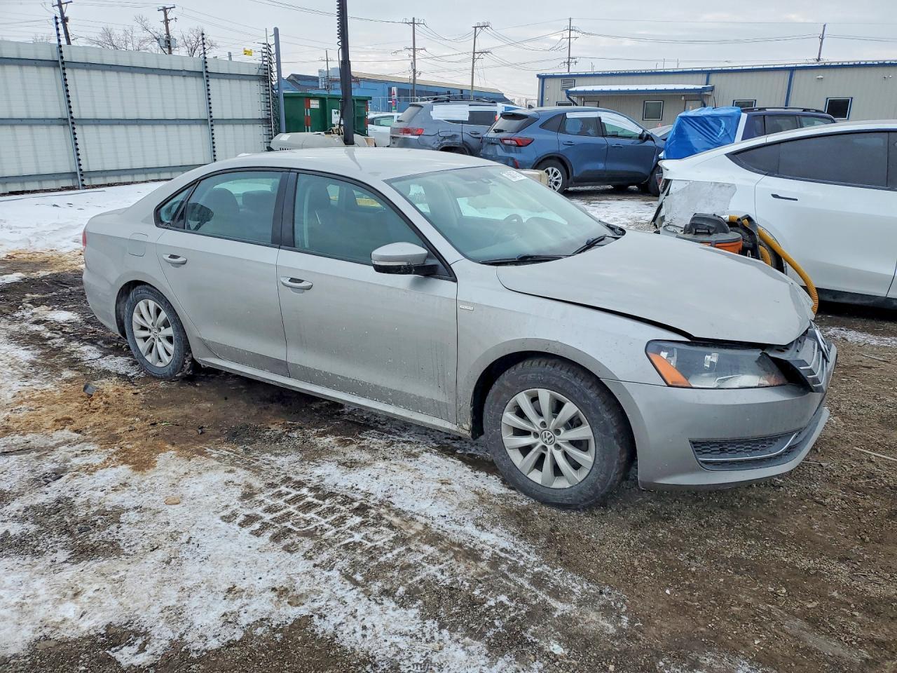 2014 VOLKSWAGEN Passat