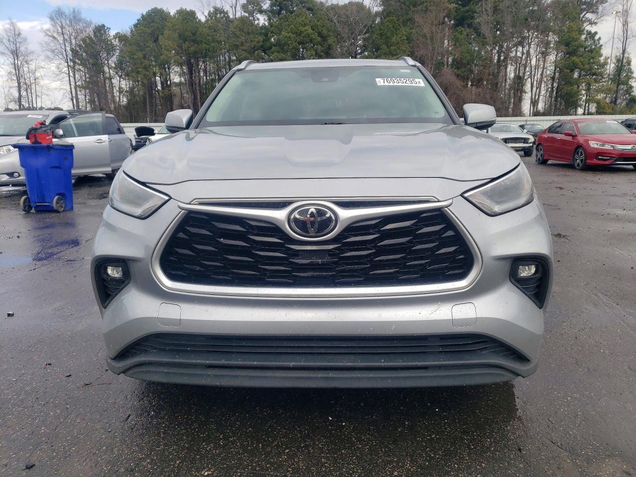 2021 TOYOTA HIGHLANDER