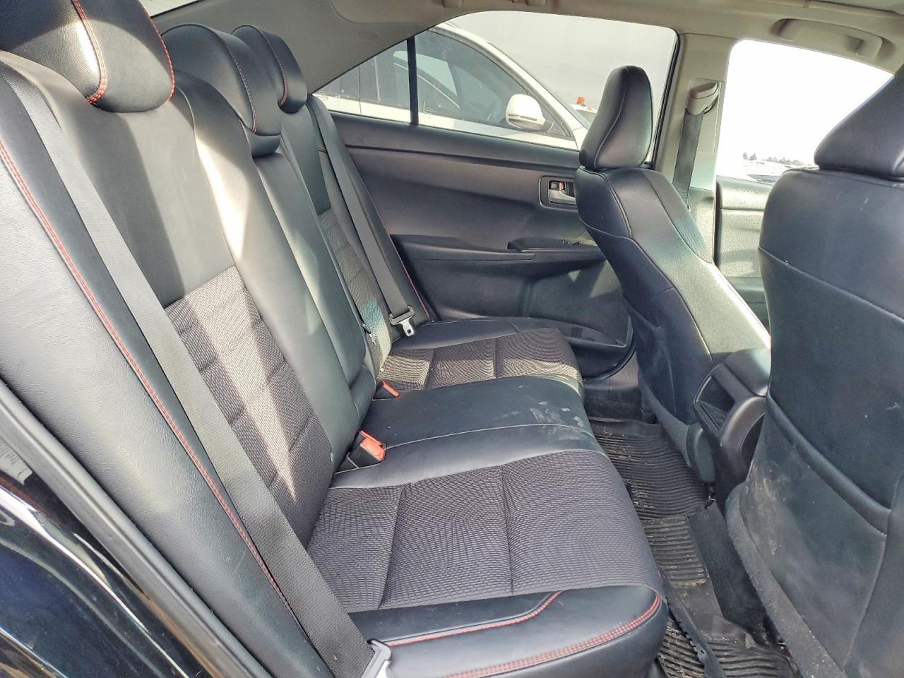 2016 TOYOTA CAMRY