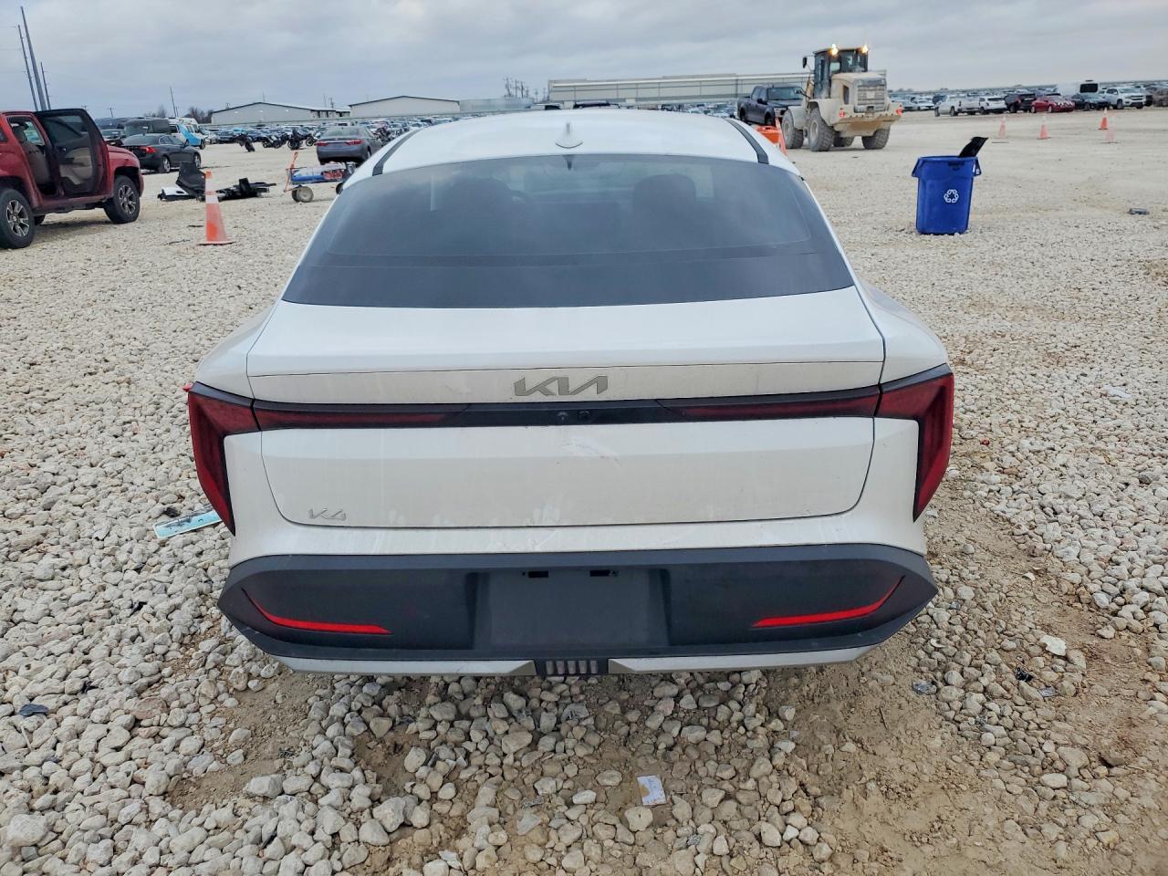 2025 KIA K4