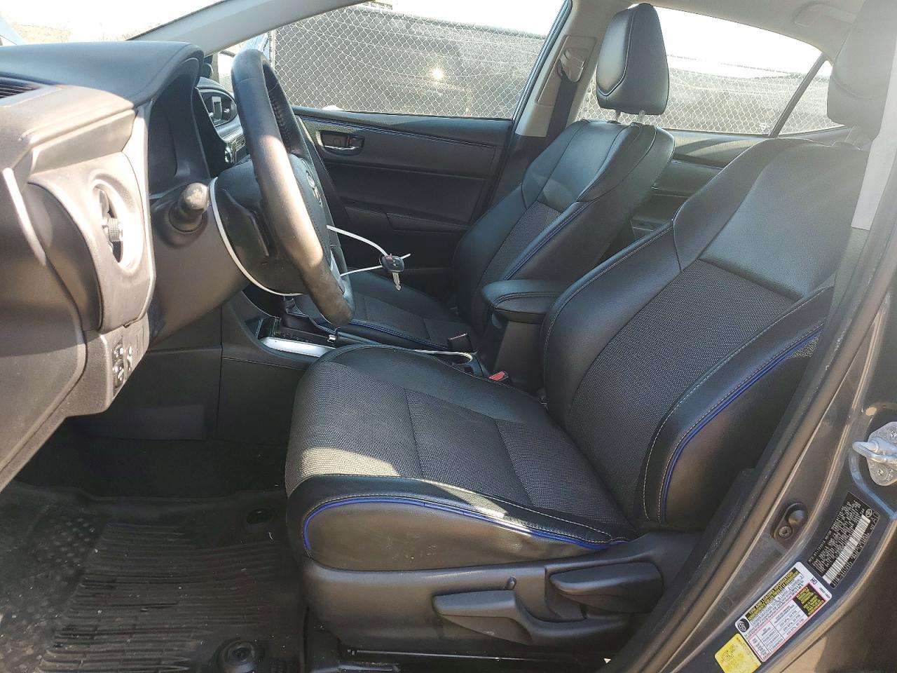 2017 TOYOTA COROLLA