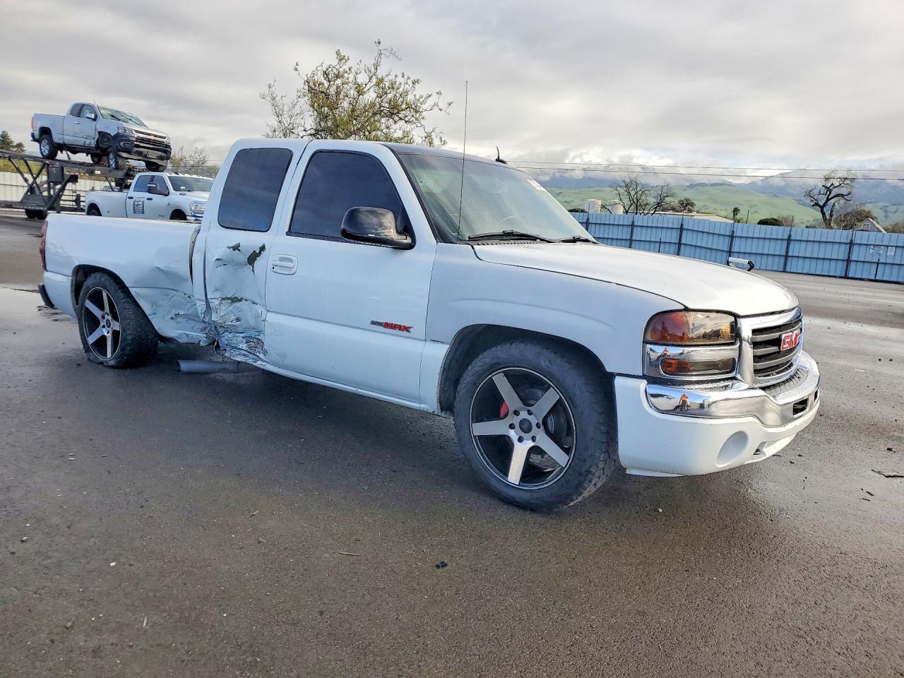 2003 GMC Sierra