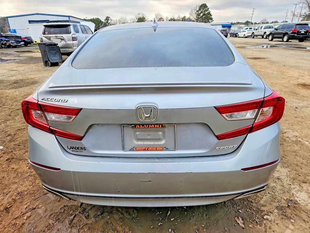 2018 HONDA ACCORD
