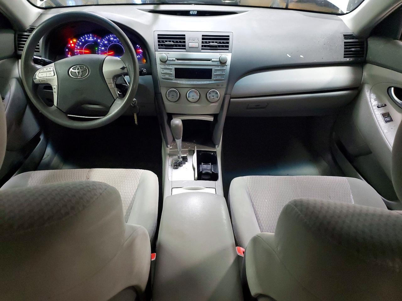 2011 TOYOTA CAMRY
