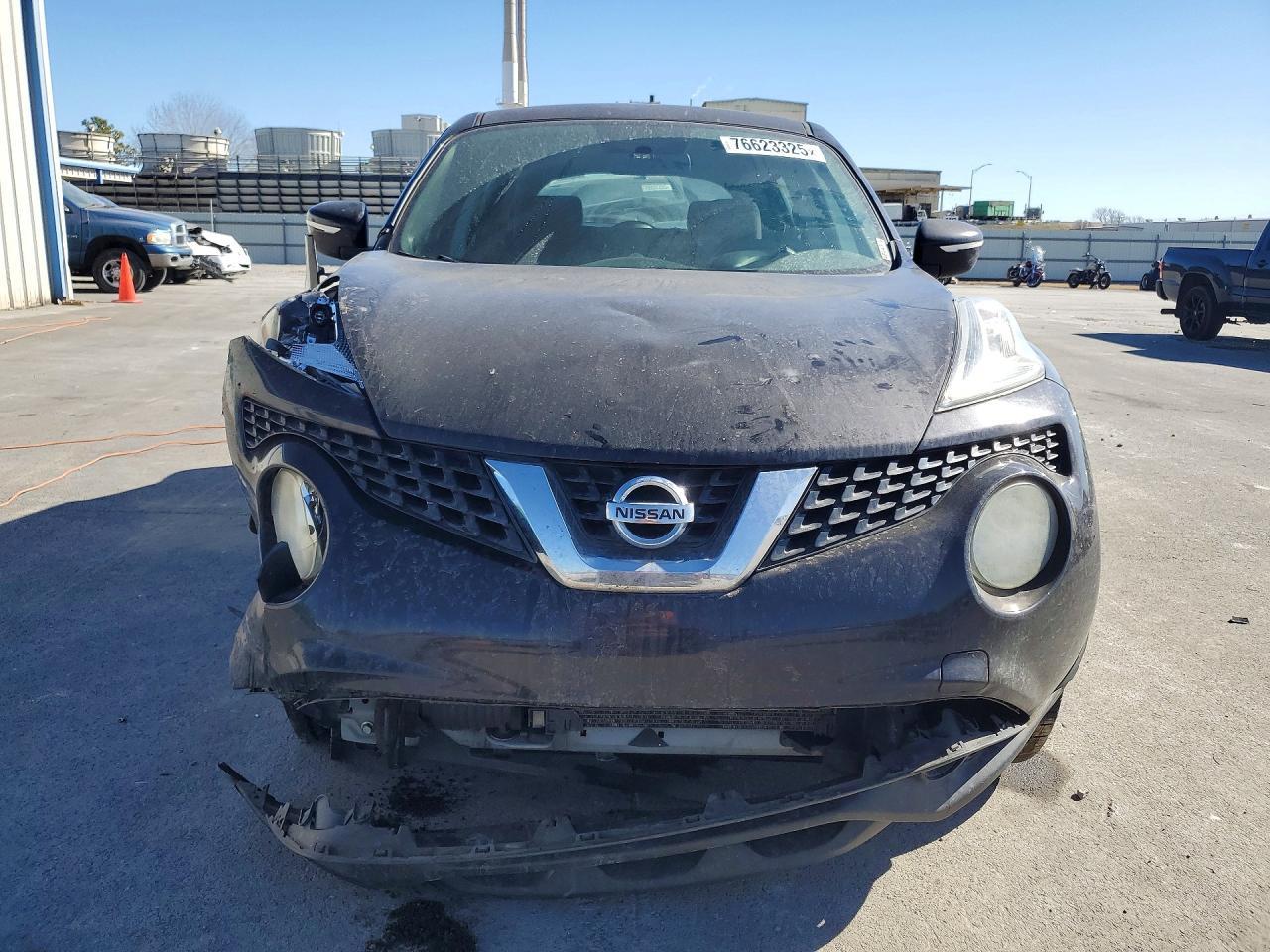 2016 NISSAN Juke