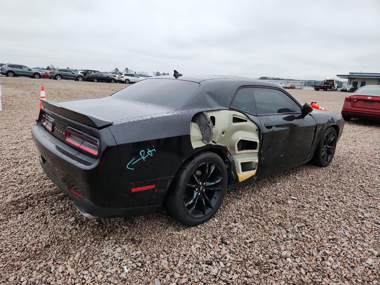 2017 DODGE Challenger