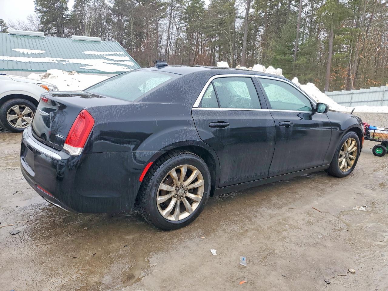 2016 CHRYSLER 300
