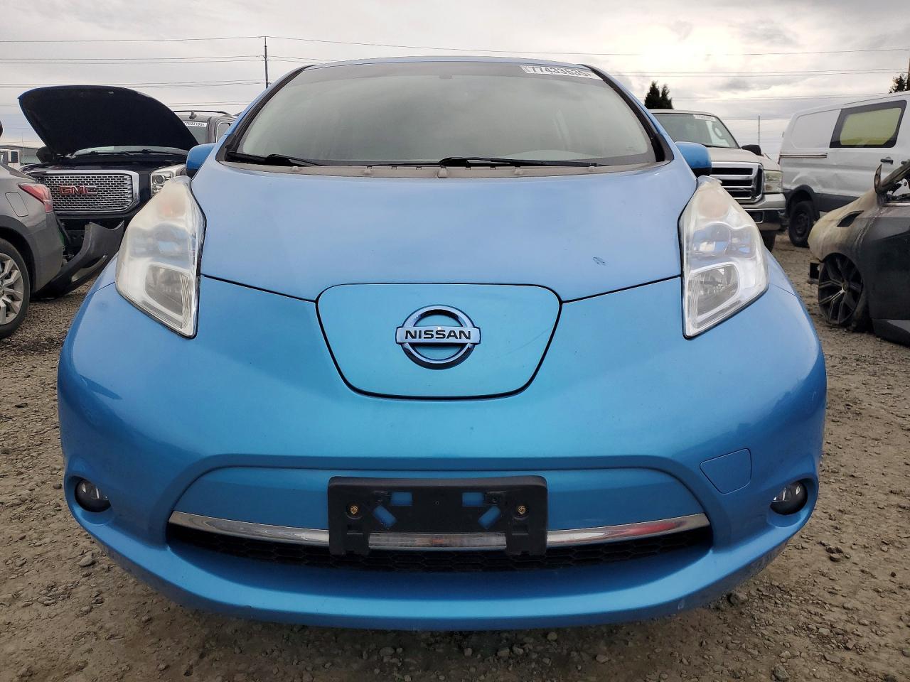 2012 NISSAN LEAF