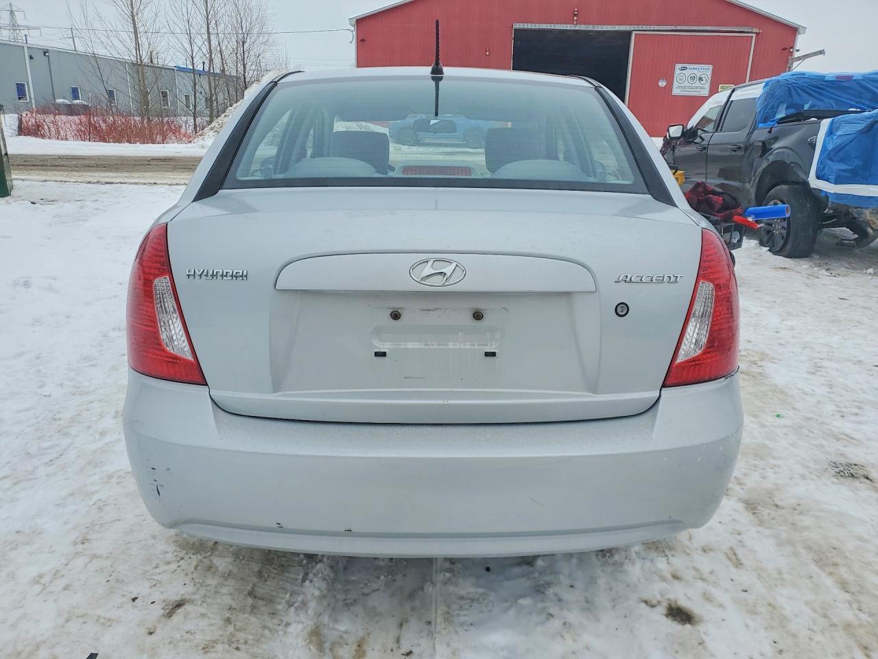 2010 HYUNDAI ACCENT