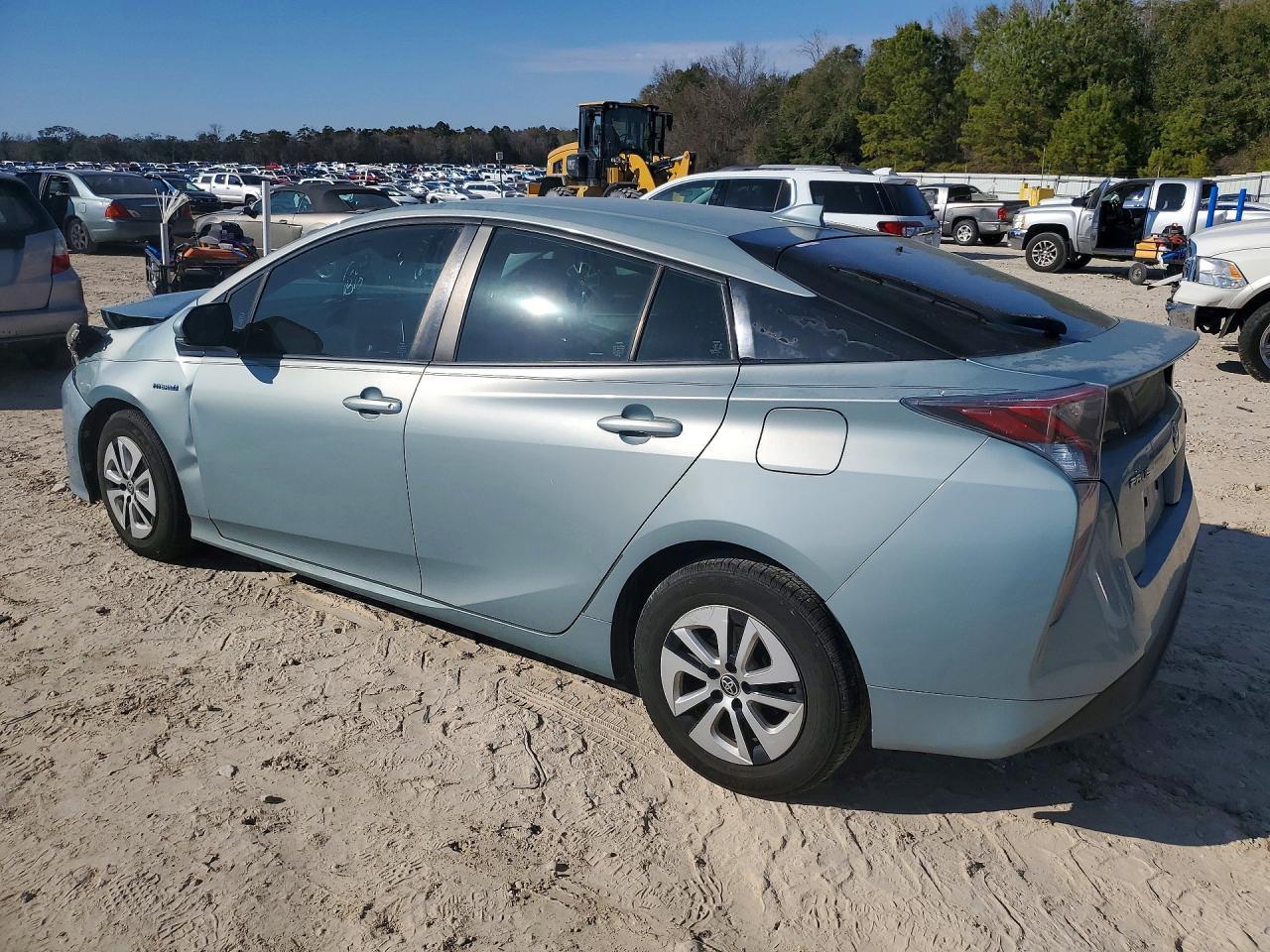 2016 TOYOTA PRIUS