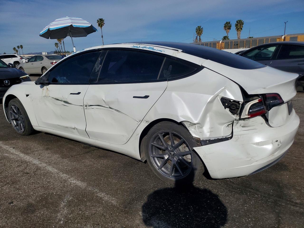 2021 TESLA MODEL 3