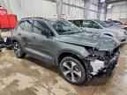 2026 VOLVO XC40