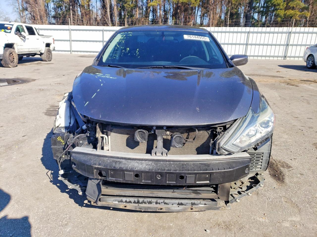 2017 NISSAN