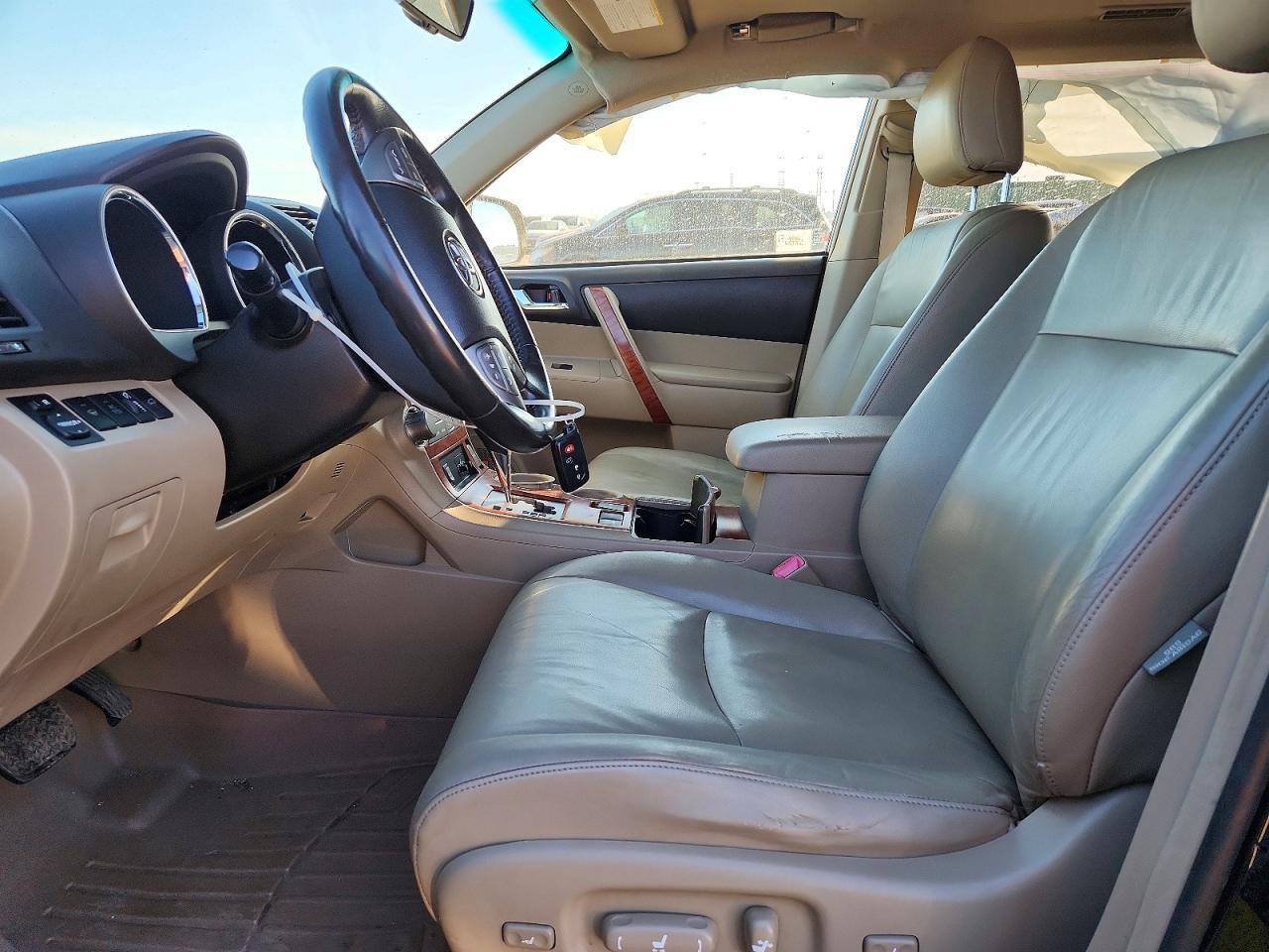 2009 TOYOTA HIGHLANDER