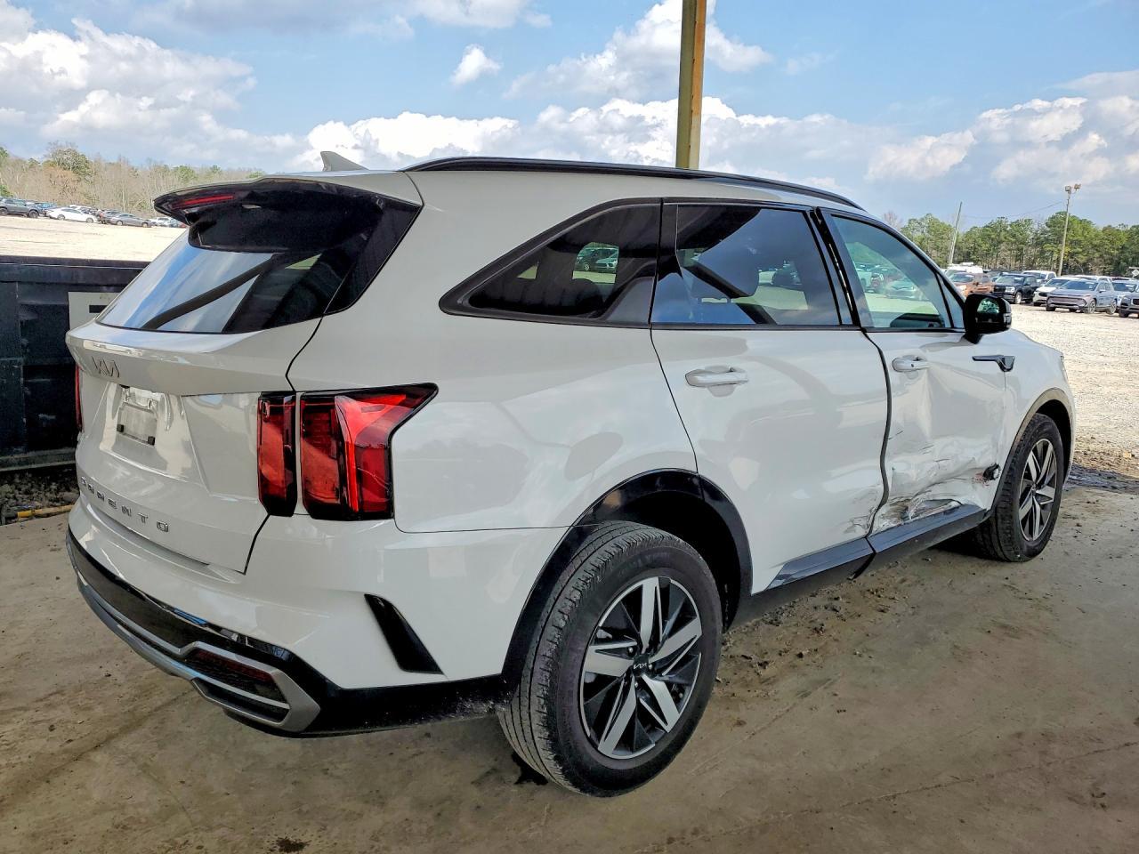 2022 KIA SORENTO