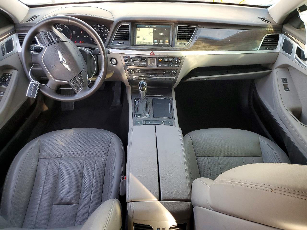 2017 GENESIS G80