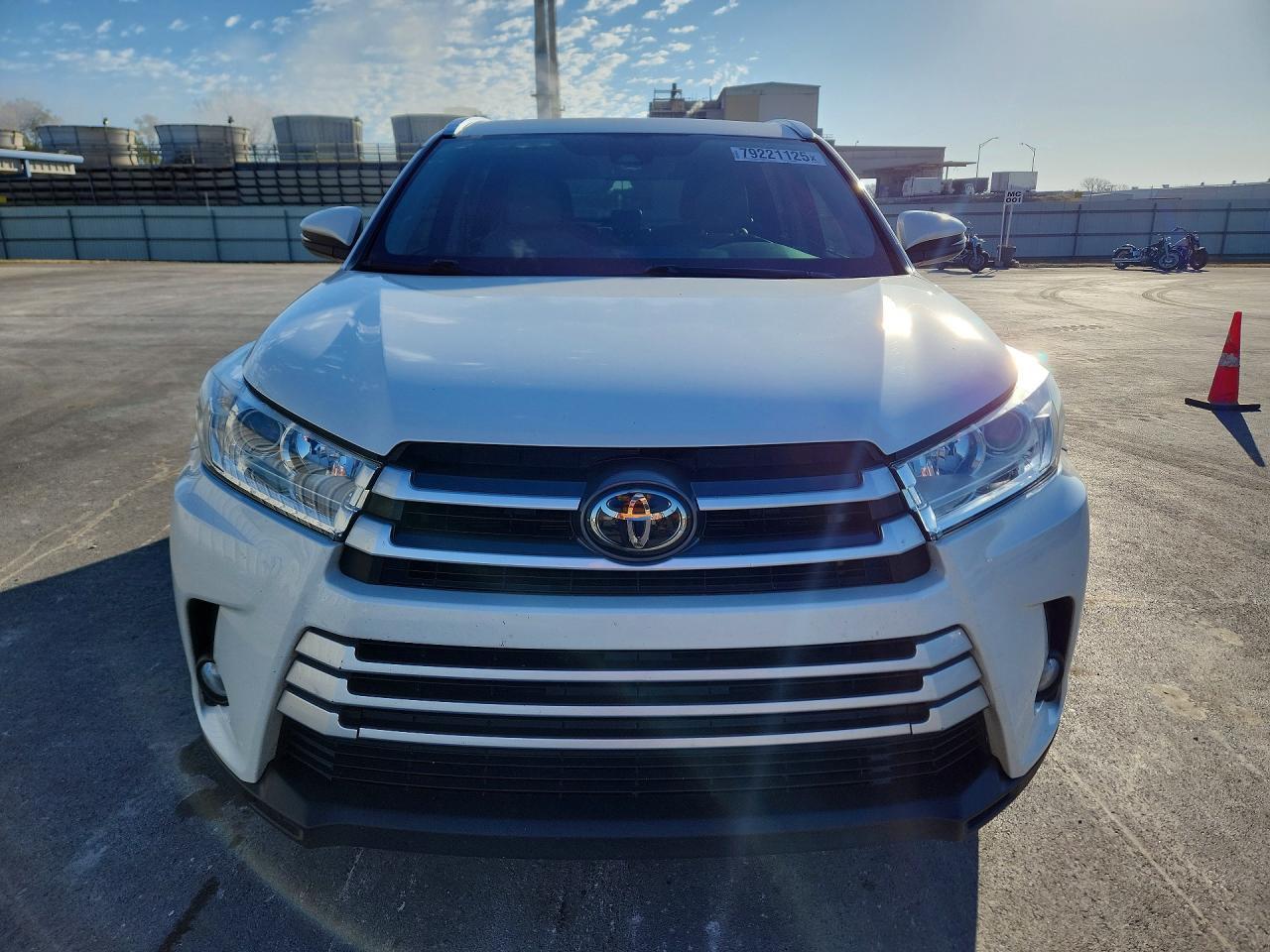2018 TOYOTA HIGHLANDER