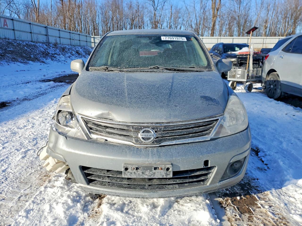 2011 NISSAN VERSA