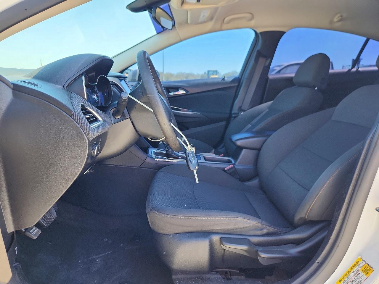 2017 CHEVROLET CRUZE
