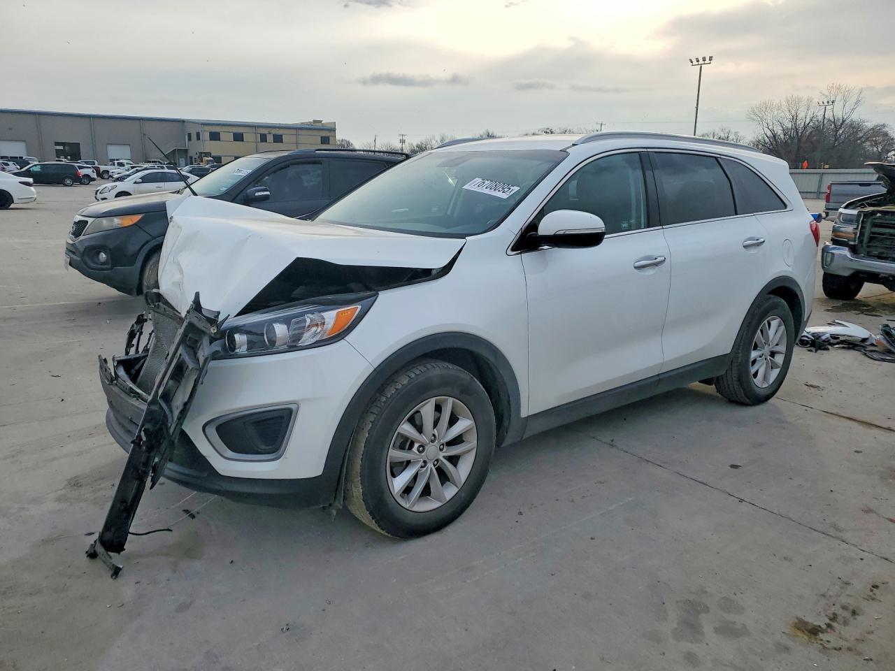 2017 KIA SORENTO
