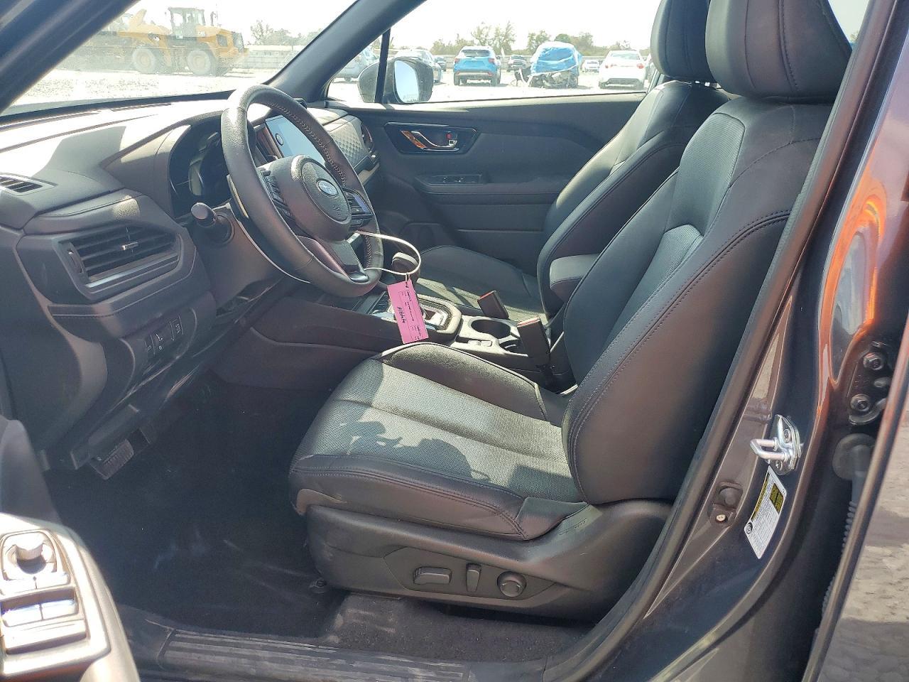 2025 SUBARU FORESTER
