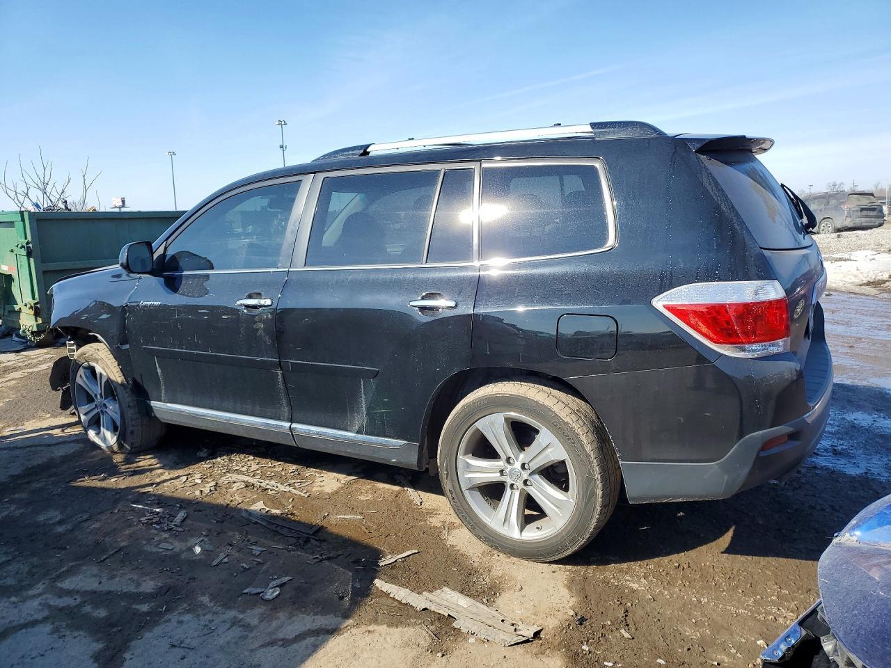 2011 TOYOTA HIGHLANDER