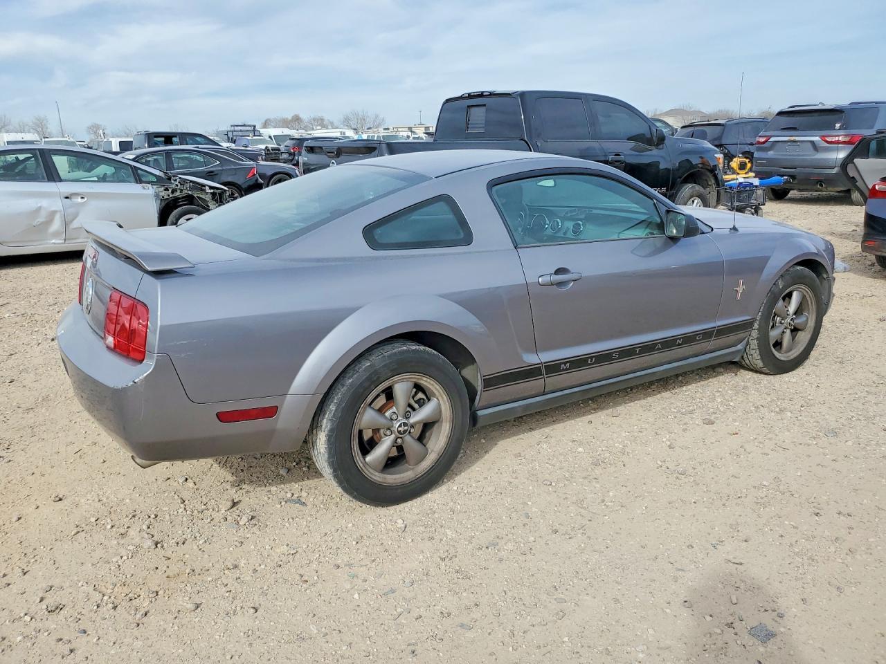 2006 FORD MUSTANG