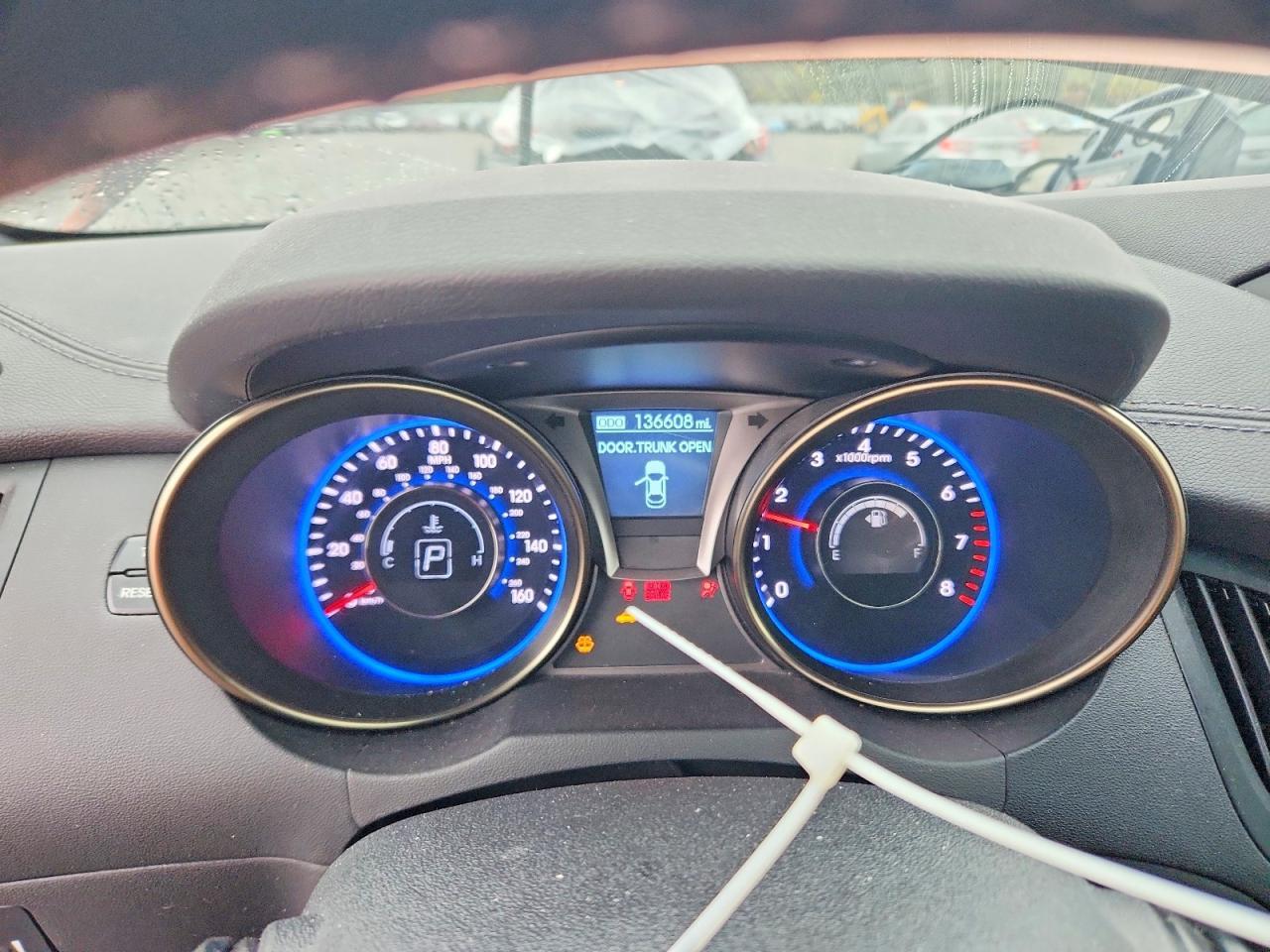 2013 HYUNDAI GENESIS