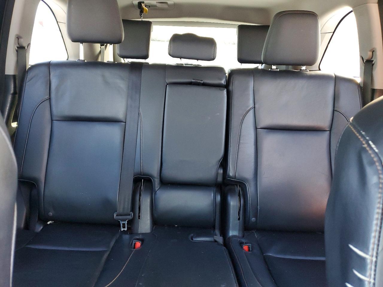 2015 TOYOTA HIGHLANDER
