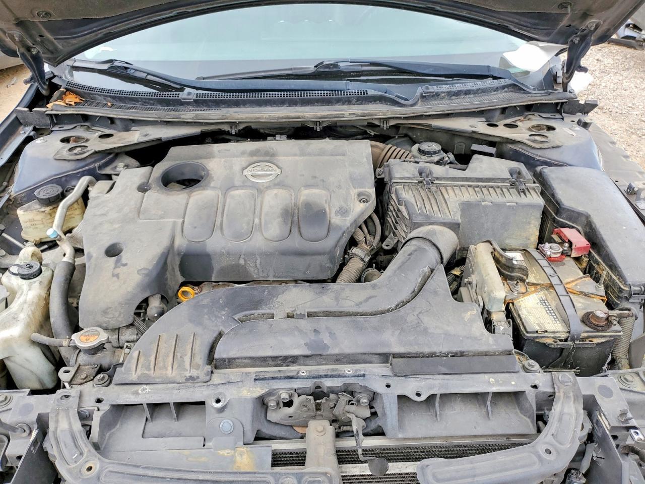 2010 NISSAN ALTIMA