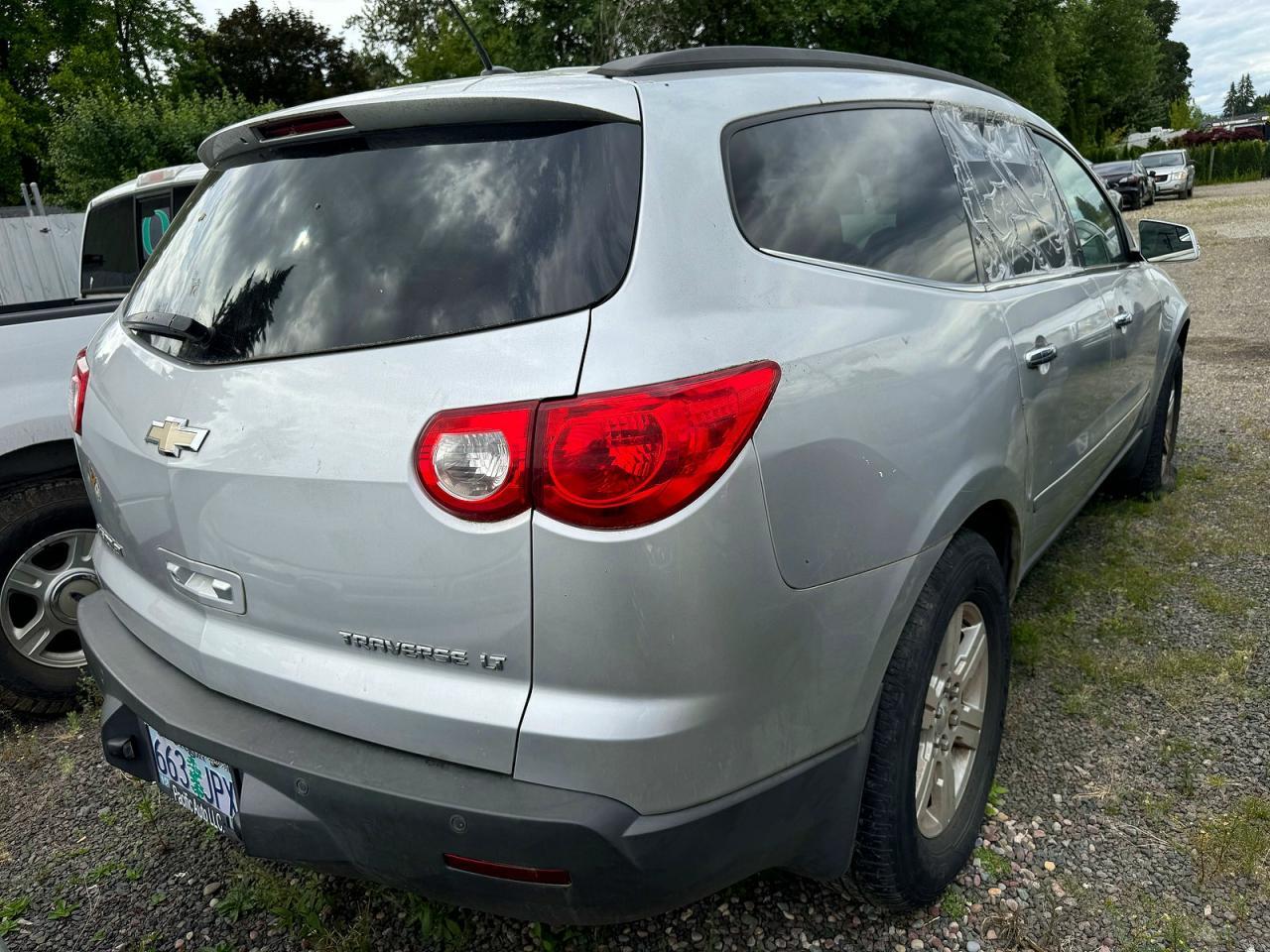 2010 CHEVROLET TRAVERSE