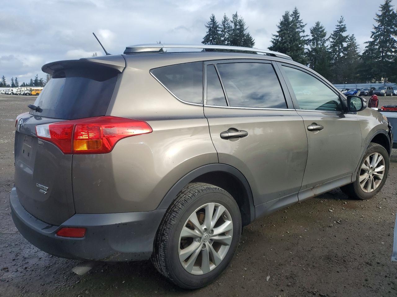 2014 TOYOTA RAV4