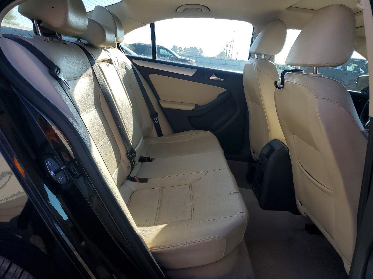 2013 VOLKSWAGEN JETTA