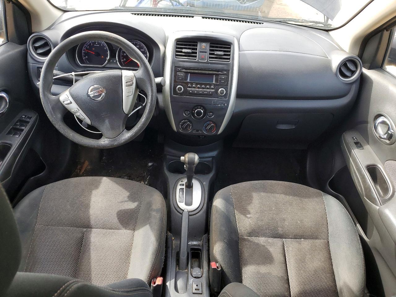 2015 NISSAN VERSA
