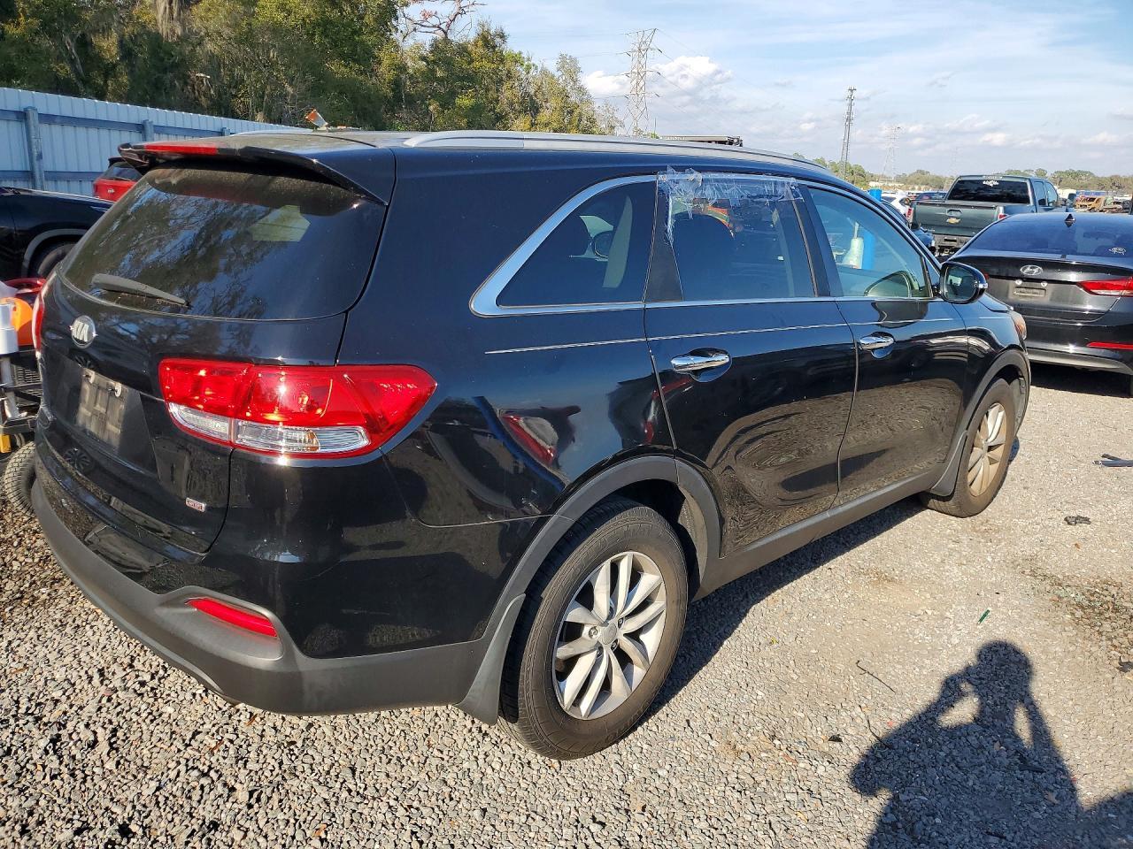 2018 KIA SORENTO