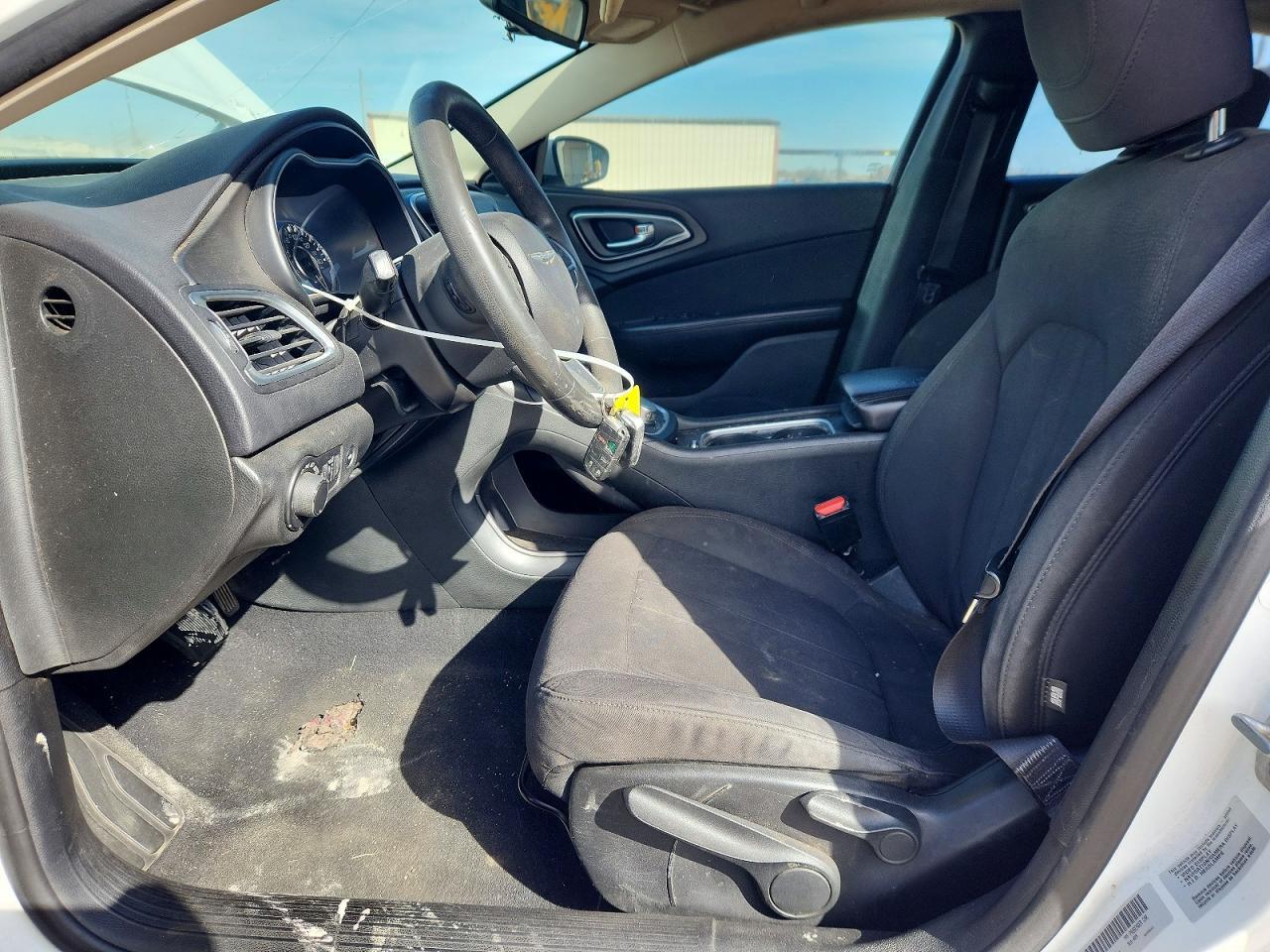 2015 CHRYSLER 200