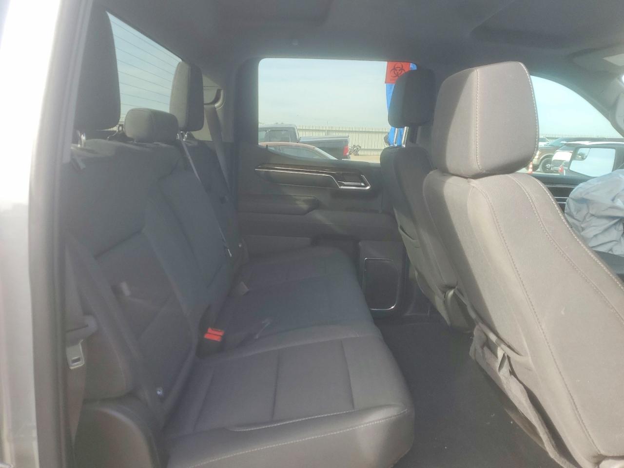 2024 GMC Sierra