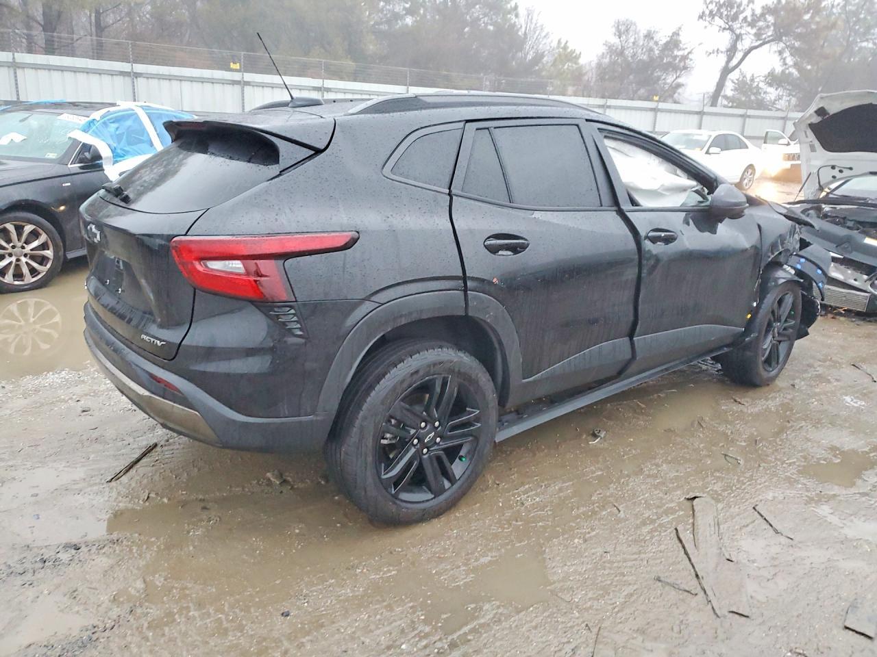 2025 CHEVROLET TRAX