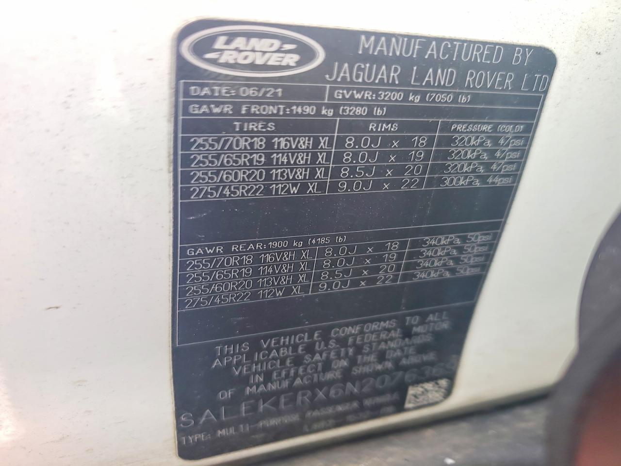2022 LAND ROVER Defender