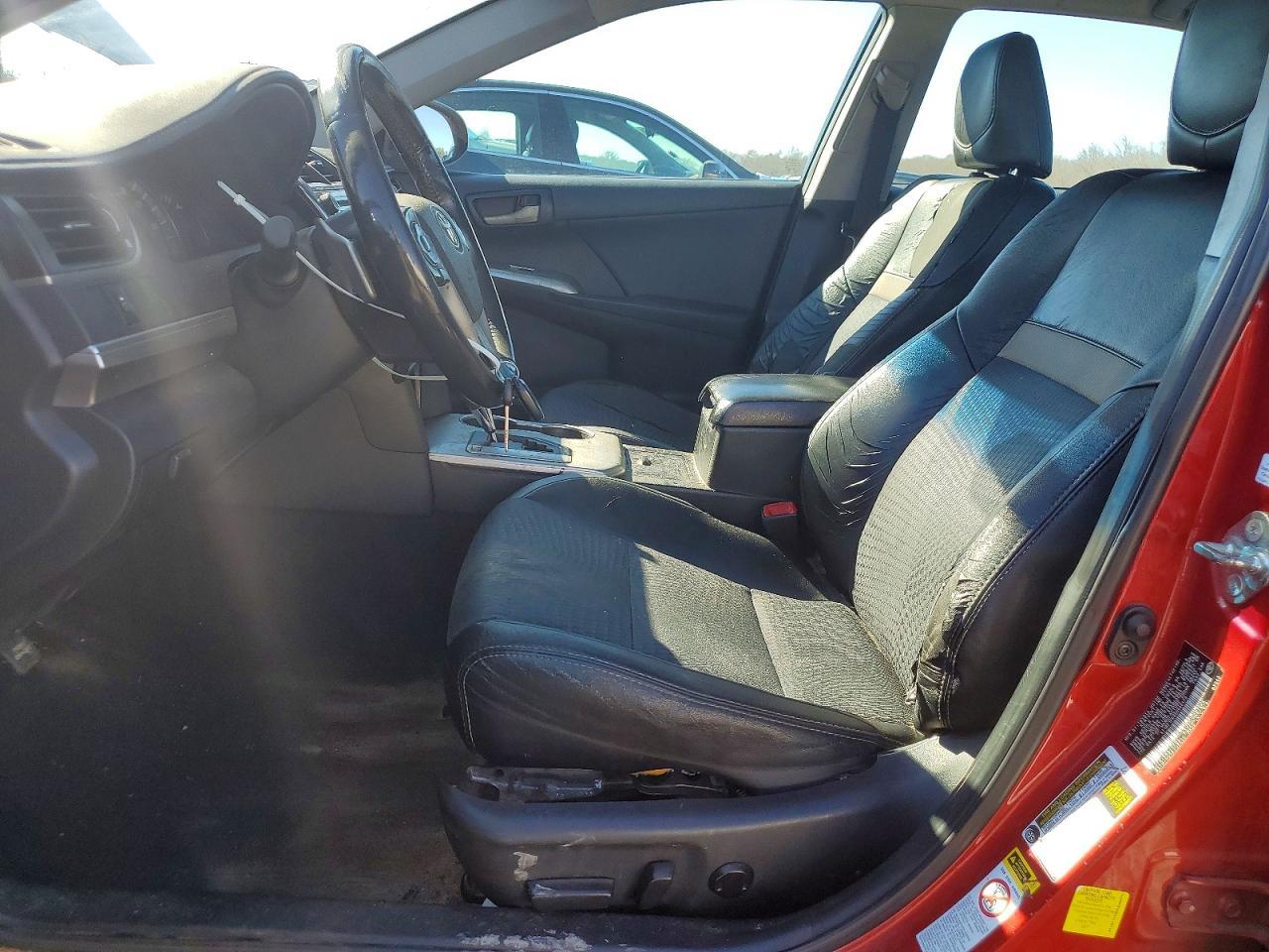 2013 TOYOTA CAMRY