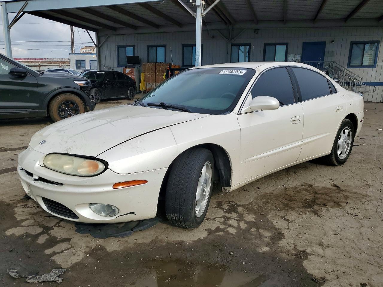 2003 OLDSMOBILE Aurora
