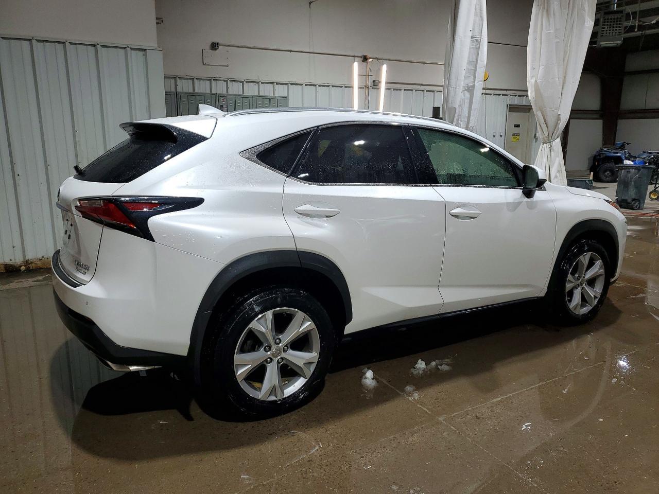 2017 LEXUS NX 200T