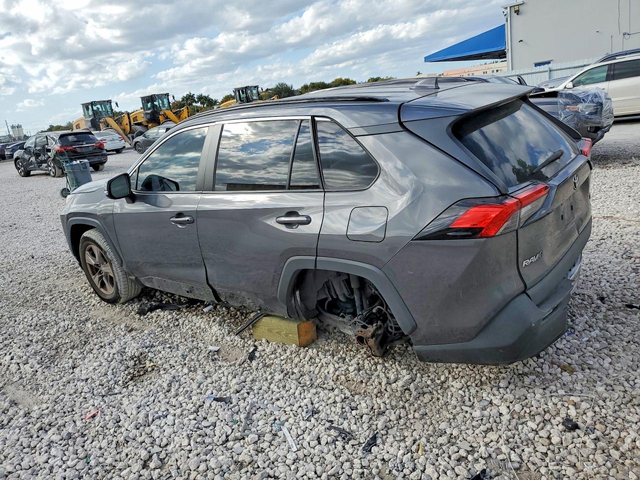 2023 TOYOTA RAV4