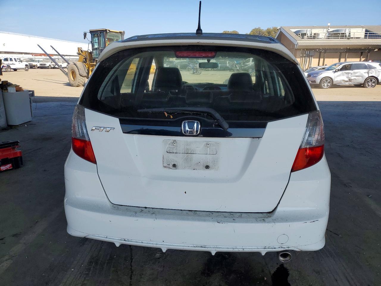 2013 HONDA FIT