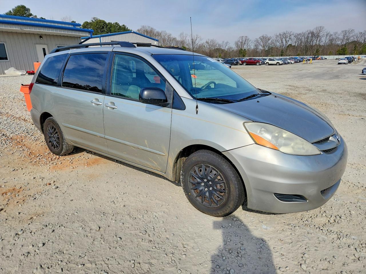 2009 TOYOTA SIENNA